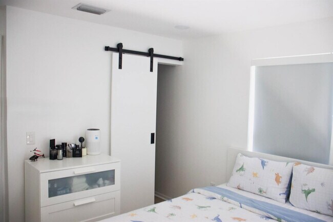 Photo - 25760 SW 127th Pl House