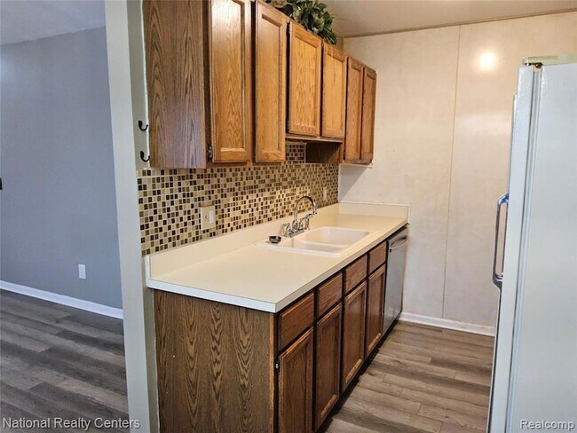 Building Photo - 15712 Orchard Ln