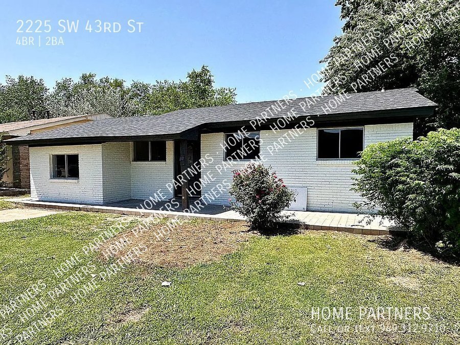 Foto principal - Rent to Own Home with $8,000 Down - NO Ban...