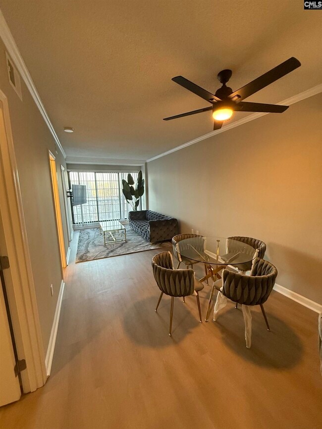 Building Photo - 2009 Greene St