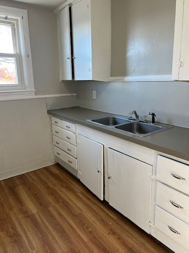 Building Photo - 171 Garden St