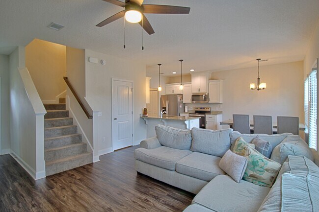 Foto del edificio - 681 Abode Ave