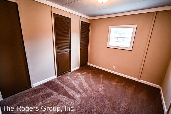Building Photo - 3 br, 1.5 bath House - 120 Woodway Dr