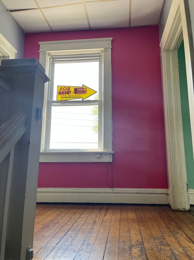 Building Photo - 602 East Lutton Street, Unit 2nd Floor