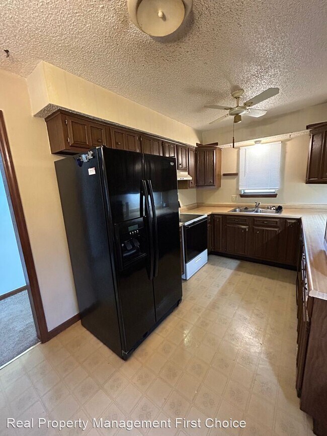 Foto del edificio - 2 br, 2 bath House - 8802 Kendall Ct