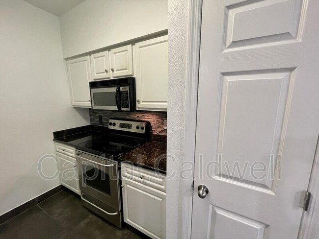 Foto del edificio - 1810 E Palm Ave