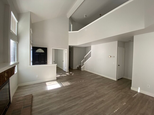 Foto del edificio - 2+ Bedroom, 2.5 Bathroom in Harbor Pointe