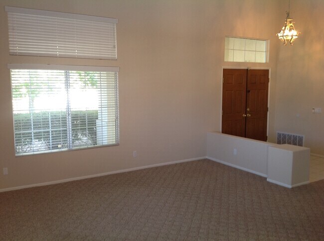 Building Photo - 12414 Ravenna Ln