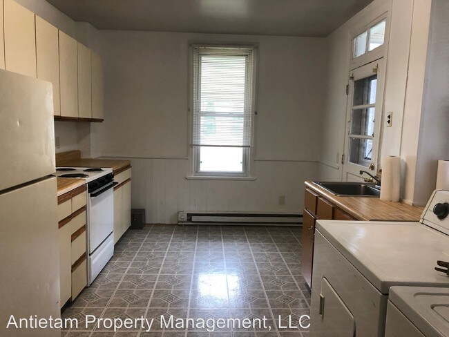 Foto del edificio - 3 br, 1 bath House - 527 N. Mulberry Street