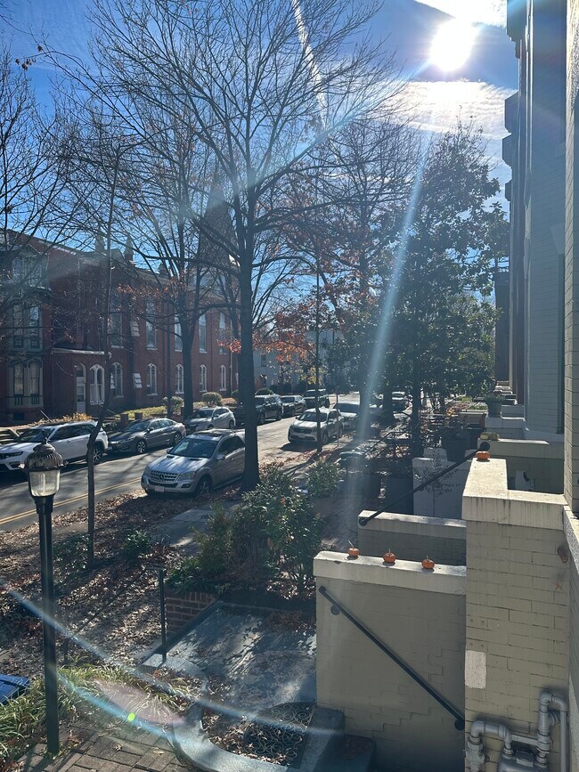 Foto del edificio - 120 3rd St NE