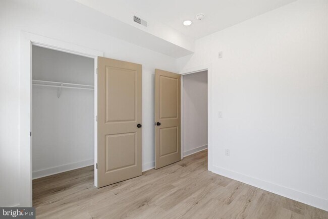 Building Photo - 4312 Pennsgrove St
