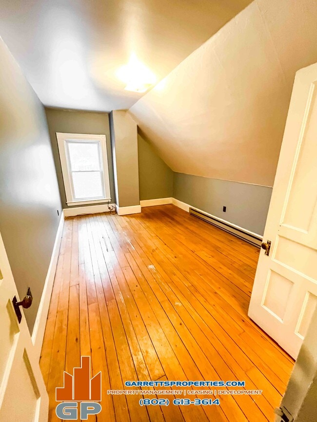 Building Photo - 24 Steeple Pl