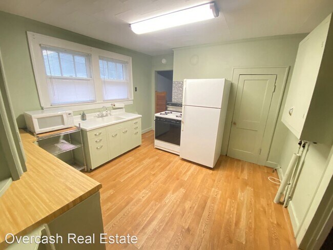 Building Photo - 2 br, 1 bath House - 222 Hahn Street