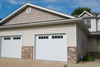 Building Photo - 3057 Venice Ln NW