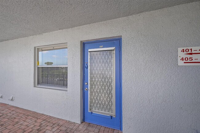 Foto del edificio - 14773 Cumberland Dr