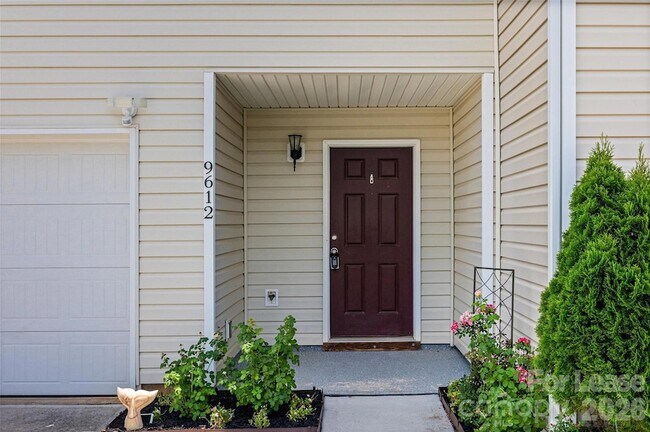 Foto del edificio - 9612 Brackenview Ct