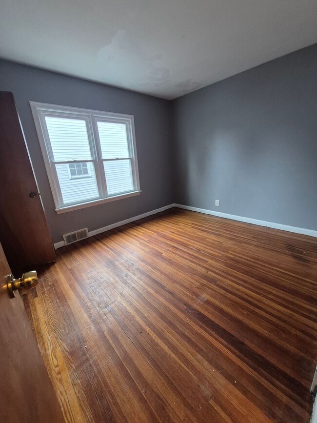 Foto del edificio - 409 W Hickory St