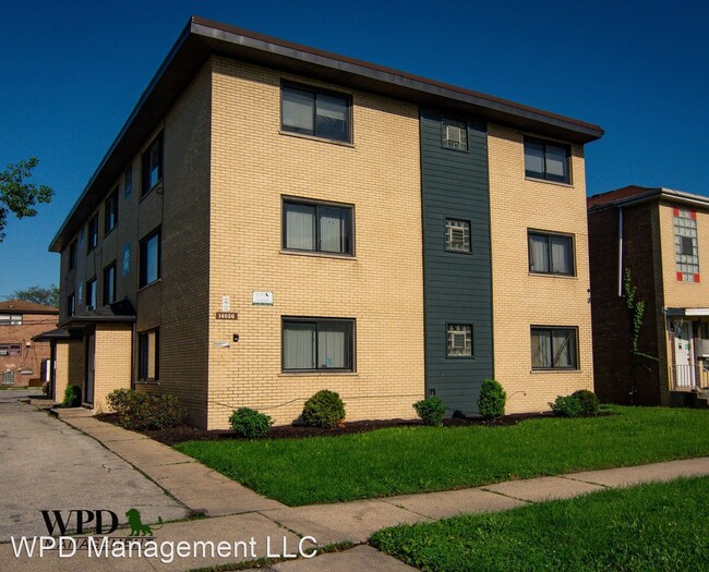 Building Photo - 14108 S Tracy Ave