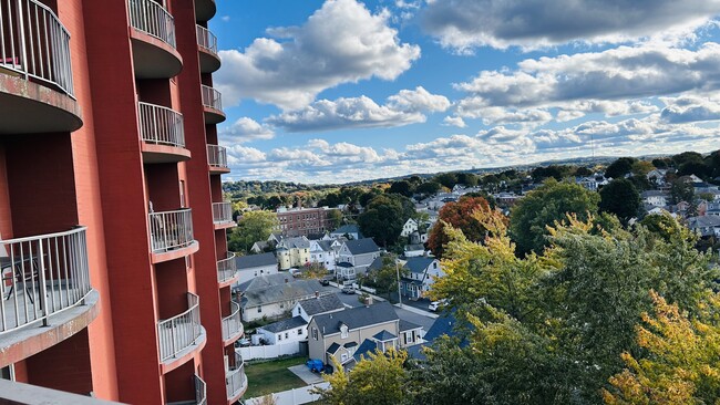 Building Photo - 115 W Squantum St