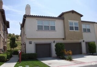 Building Photo - 15632 Vista Way