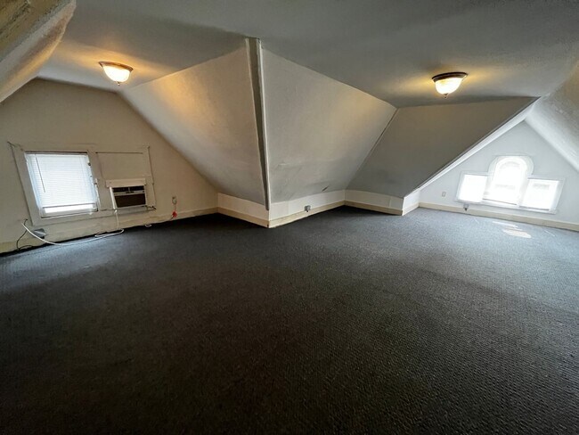 Foto del edificio - 1476-1478 Michigan Ave.   Mgt