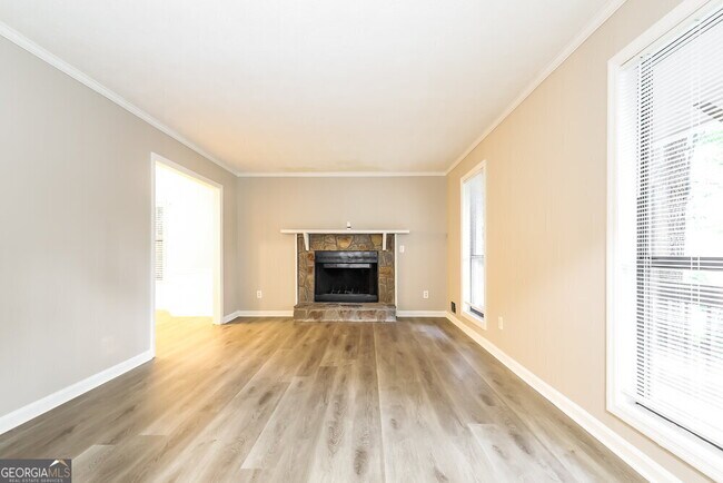 Building Photo - 4105 Casa Verde Dr