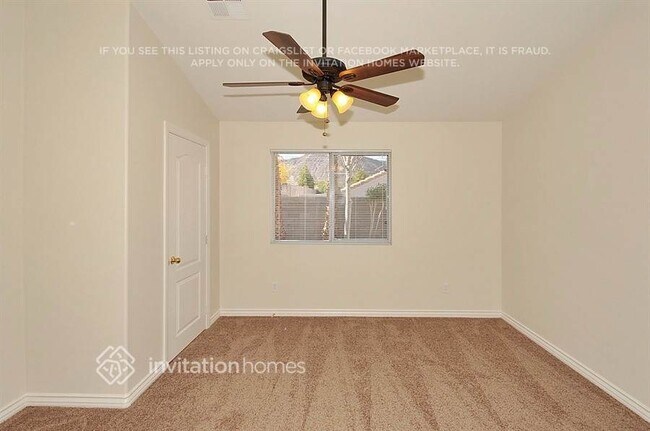 Foto del edificio - 694 Mineral Hill Ln