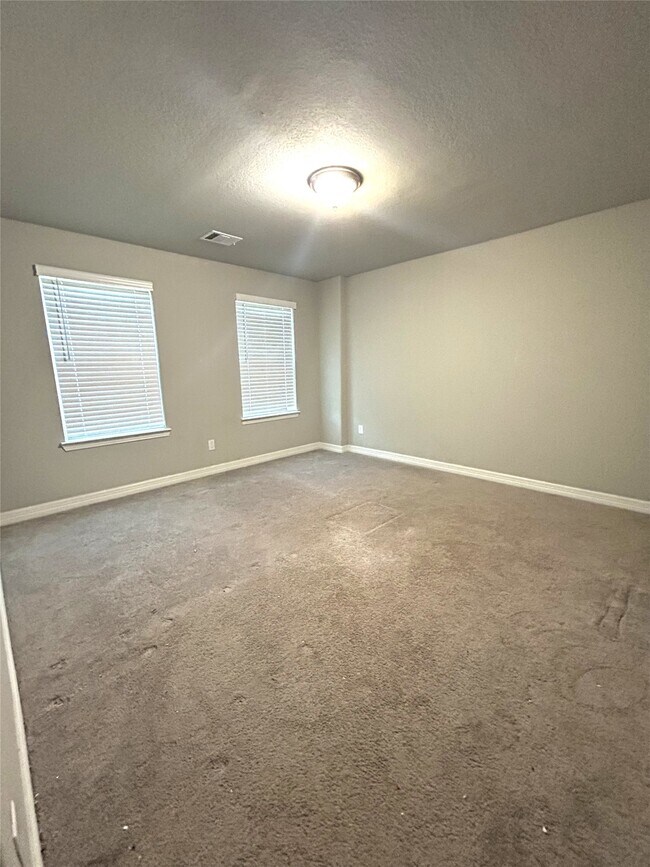 Foto del edificio - 119 Buttonwood Ct