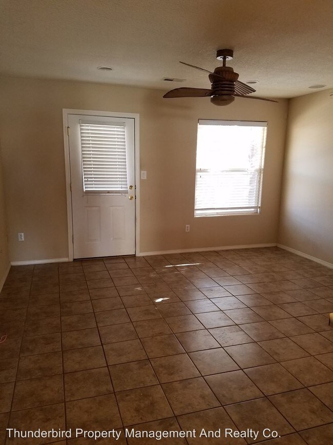 Building Photo - 1318 Spruce Meadows Dr NE