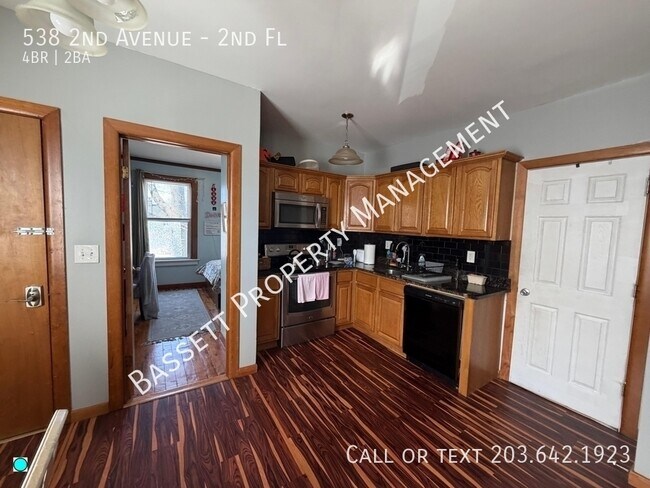 Building Photo - 538 2nd Ave