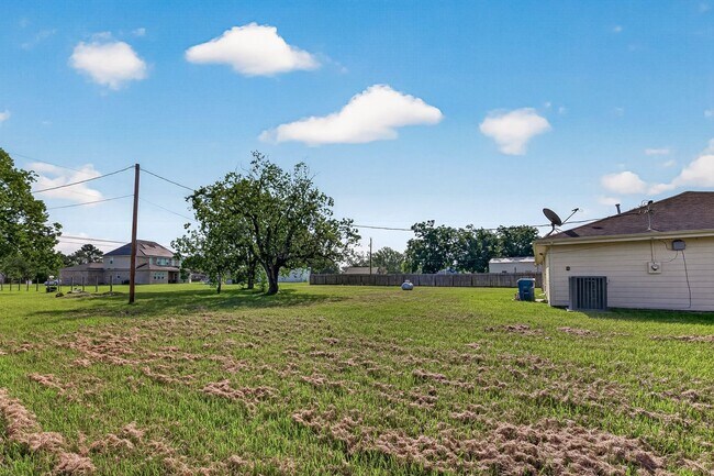 Foto del edificio - 13310 Boudreaux Estates Dr