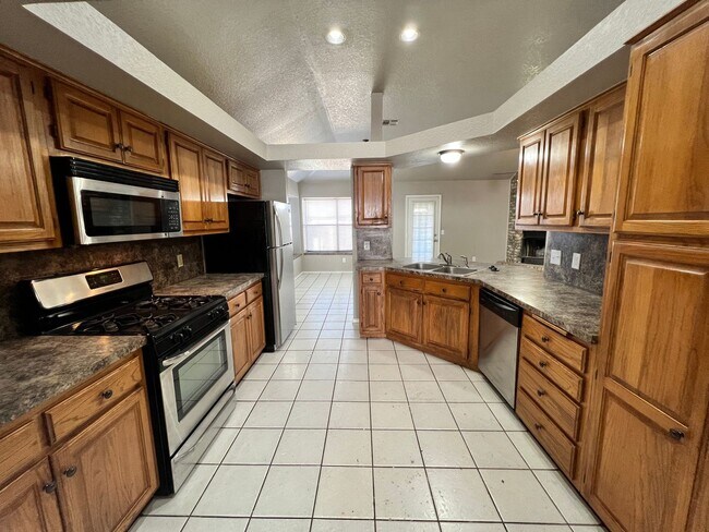 Foto del edificio - $500 OFF FIRST MONTHS RENT | Welcome to Pa...