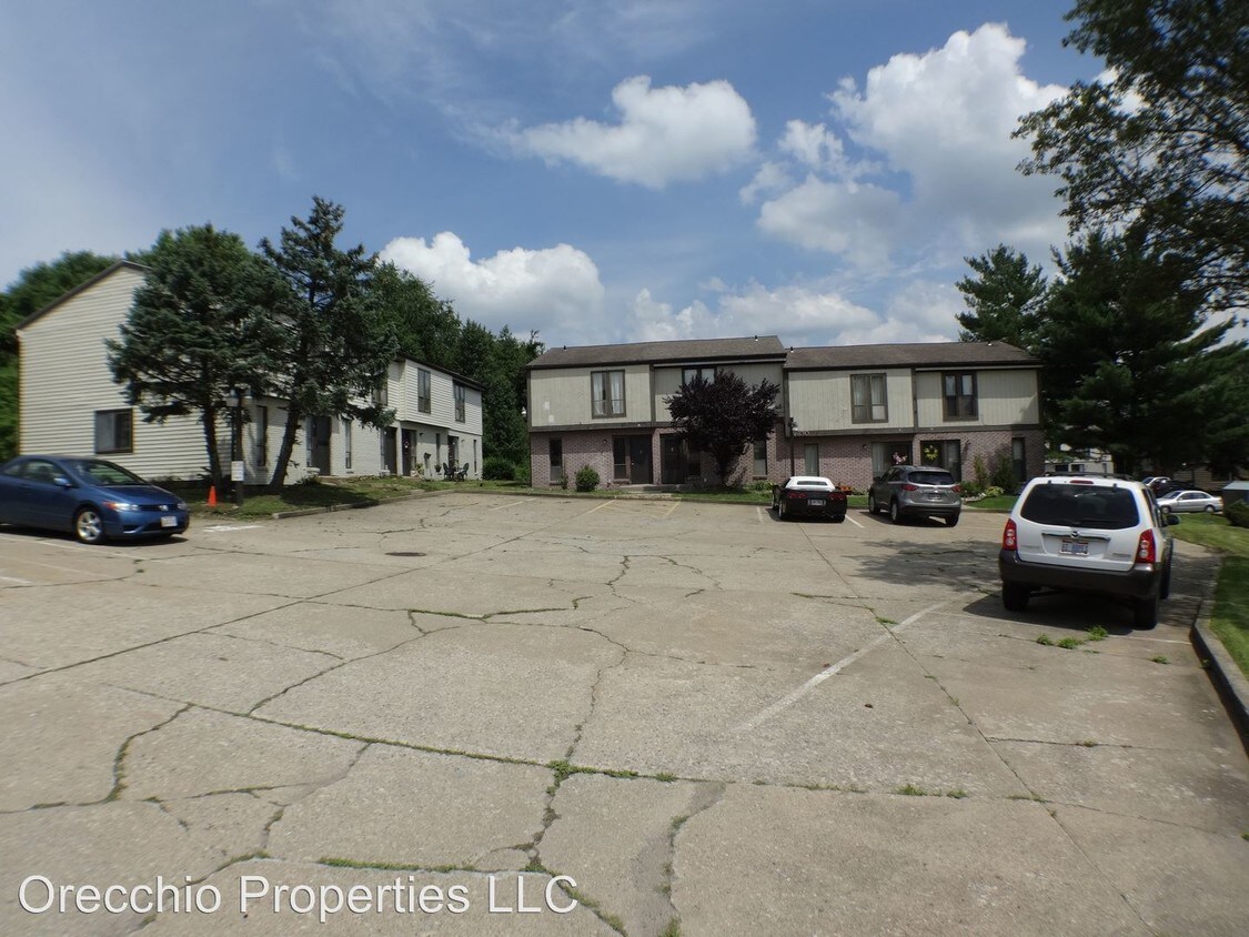 Primary Photo - 4690c-4690C Scioto Dr