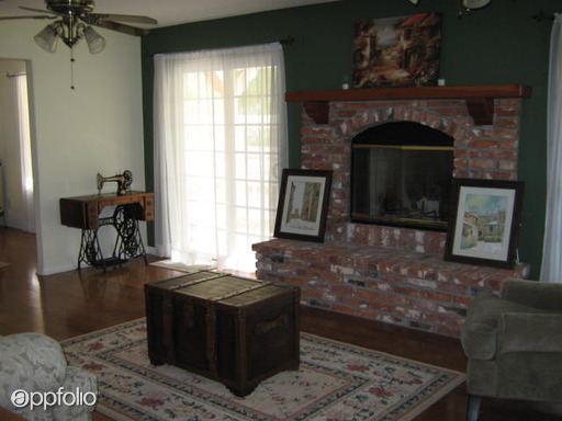 Foto del edificio - 30830 Stone Creek Rd