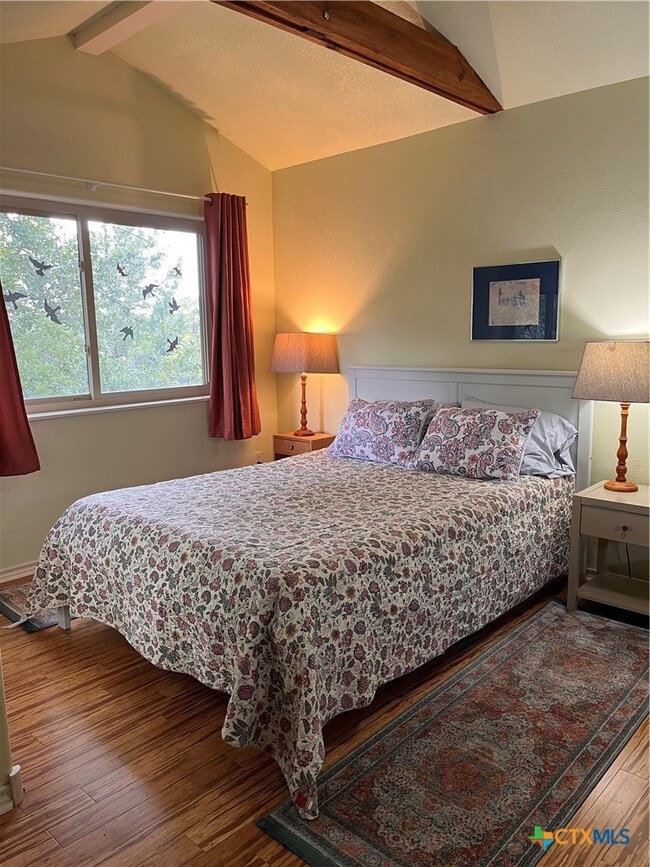Foto del edificio - 121 Butler Ln