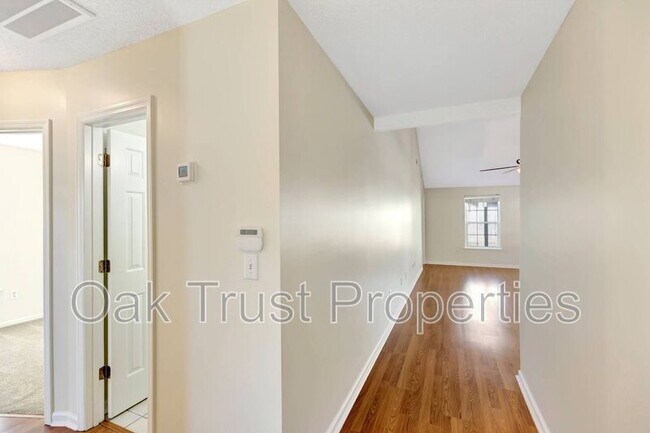 Foto del edificio - 5098 Westview St