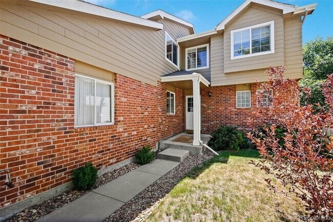 Building Photo - 360 W 114th Pl