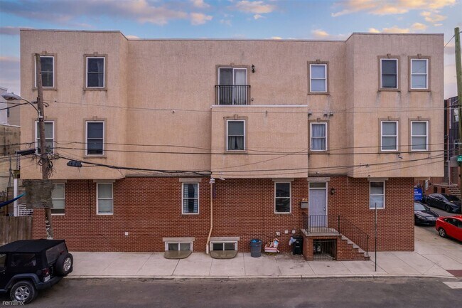 Foto del edificio - 5 br, 5 bath Duplex - 1935 N 18TH ST Unit 2