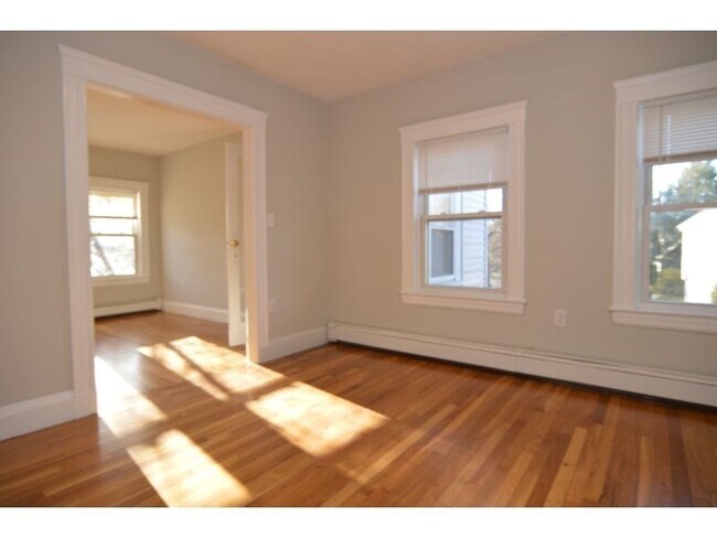 Foto del edificio - 275-277-277 River St