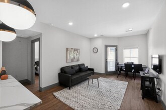 Building Photo - 2450 Wickersham Ln