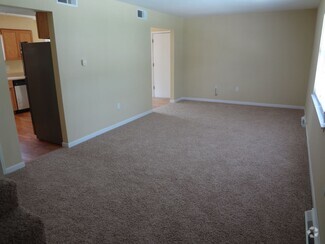 Building Photo - 505-507-507 Brewer Dr