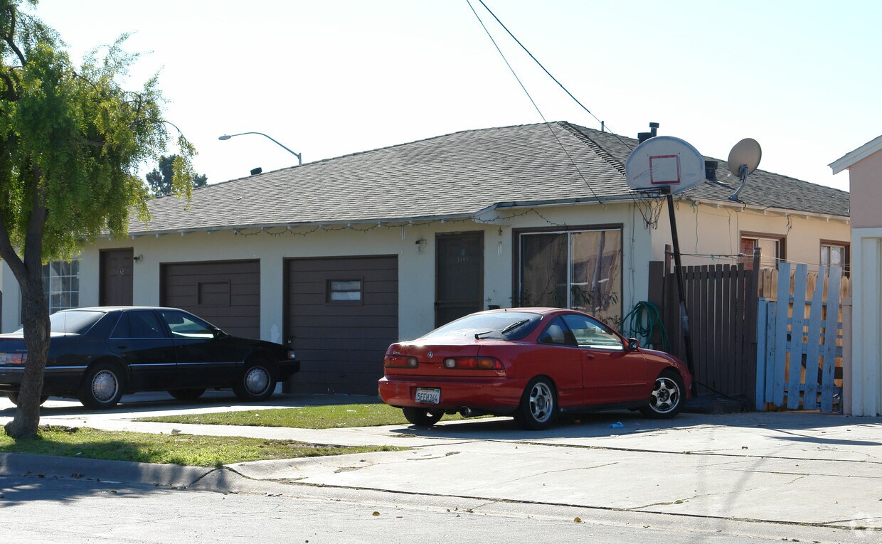 Building Photo - 1130 Mohar St