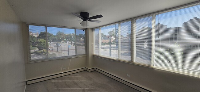 Foto del edificio - 3575 Oakland Shorewood WI LLC