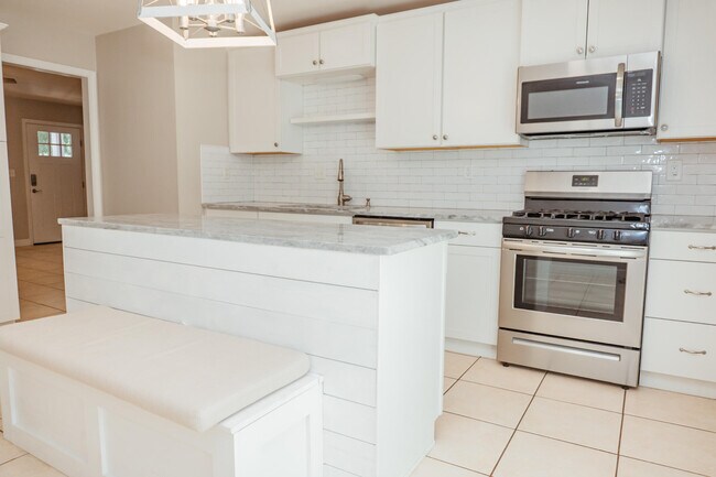 Foto del edificio - 309 Green Oak Dr