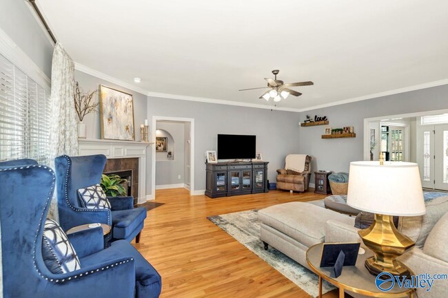 Foto del edificio - 230 Bishop Farm Way