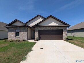 Building Photo - 311 Susan Lynn Dr
