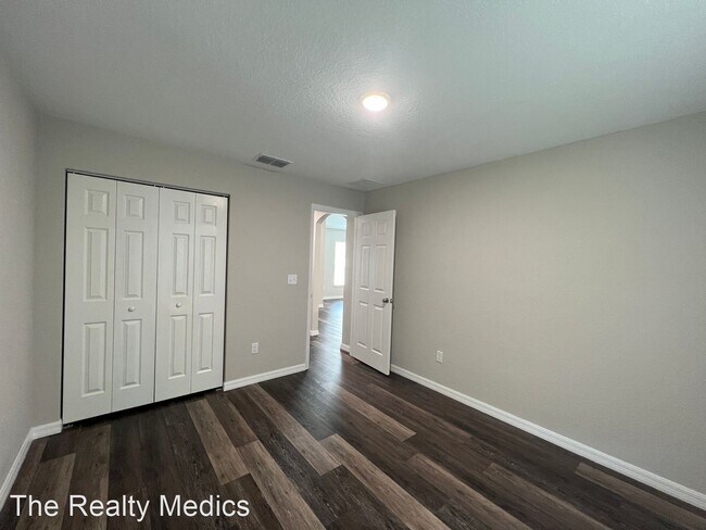 Foto del edificio - 3 br, 2 bath House - 2221 SW 149th Ln