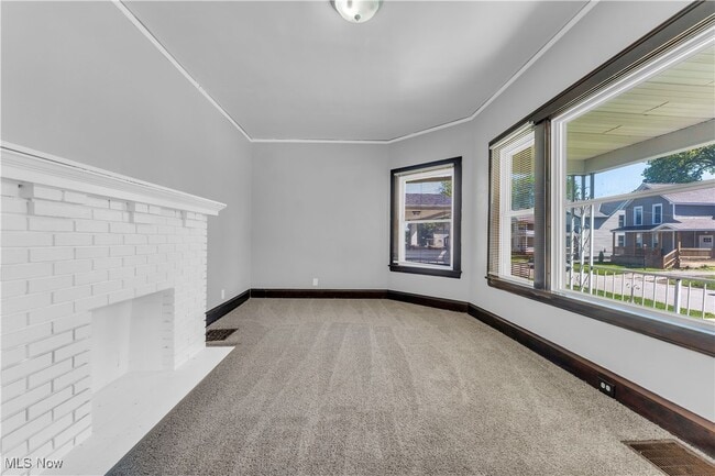 Building Photo - 3882 W 31st St