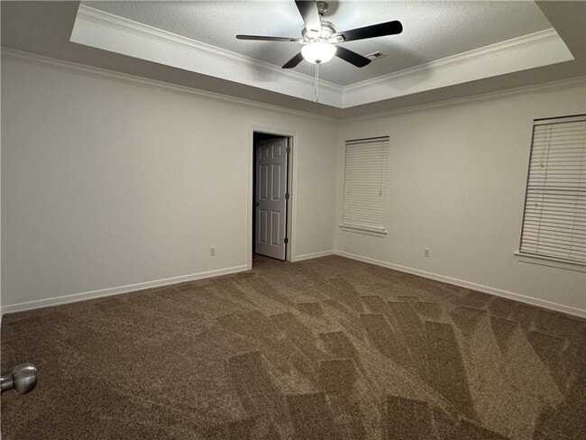 Building Photo - 285 Carrington Ave