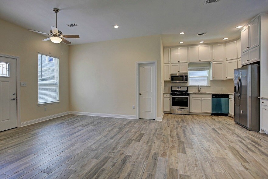 Photo - 1541 Ashland St